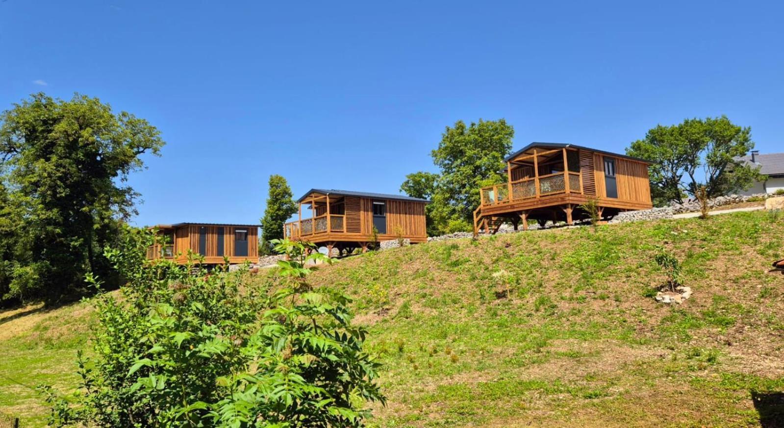 Les Lodges D'Emeraude Maisod エクステリア 写真